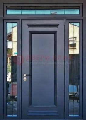 Черная металлическая дверь с фрамугой и филенкой ДФГ-19 в Мытищах