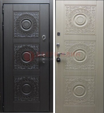 Темная стальная дверь с МДФ ДМ-161 для коттеджа в Мытищах