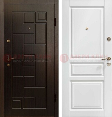 Входная дверь Коричневая металлическая филенчатая с белой МДФ внутри ДМ-241 в Дубне