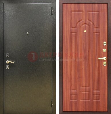 Входная темно-серая дверь с порошковой отделкой и МДФ Миланский орех ДП-281 в Мытищах
