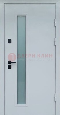 Светлая железная дверь с порошковым напылением ДП-303 в Мытищах