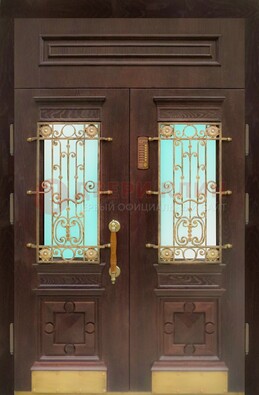 Парадная дверь со вставками из стекла и ковки ДПР-43 для каркасного дома в Мытищах