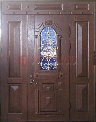 Стальная парадная дверь со стеклом и ковкой ДПР-4 для коттеджа в Мытищах