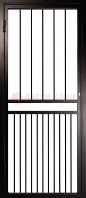 Коричневая одностворчатая железная решетчатая дверь ДР-24 в Мытищах
