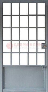 Металлическая решетчатая дверь в сером цвете ДР-7 в Мытищах