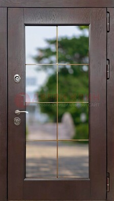 Коричневая стальная дверь со стеклом ДС-19 в Мытищах