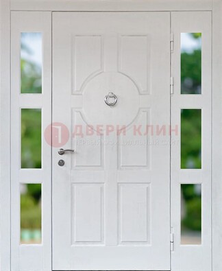 Белая стальная дверь со стеклом и фрамугами ДС-20 в Мытищах