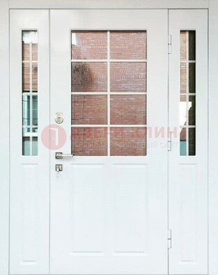 Белая стальная дверь со стеклом и фрамугами ДС-27 в Мытищах