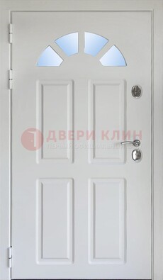 Белая стальная дверь МДФ со стеклом для дома ДС-37 в Мытищах