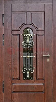 Cтальная дверь со стеклом и ковкой в коричневом цвете ДСК-119 в Кингисеппе