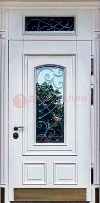 Металлическая дверь со стеклом и ковкой в белом цвете ДСК-148 в Мытищах