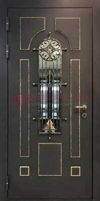 Темная входная дверь Винорит со стеклом и ковкой ДСК-211 в Мытищах