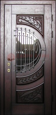 Одностворчатая входная дверь со стеклом и ковкой ДСК-21 в Мытищах