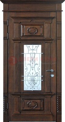 Филенчатая входная дверь Массив со стеклом и ковкой ДСК-227 в Дмитрове