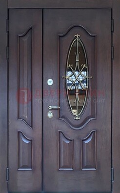 Темная металлическая дверь Винорит со стеклом и ковкой ДСК-239 в Мытищах