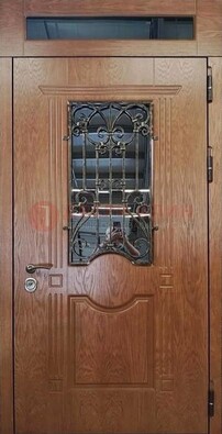 Металлическая входная дверь со стеклом и ковкой для дома ДСК-96 в Мытищах