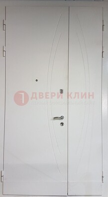 Белая тамбурная дверь ДТМ-31 в Мытищах