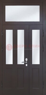Черная тамбурная дверь со стеклянными вставками ДТМ-38 в Мытищах