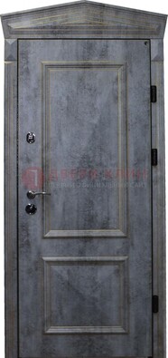 Серая железная уличная дверь с виноритом ДВТ-60 в Мытищах