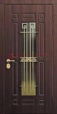 Уличная коричневая дверь с виноритом и панелью Тисненый орех ДВТ-95 в Мытищах