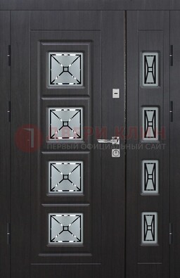 Чёрная двухстворчатая железная дверь с МДФ и витражом ВЖ-35 в Мытищах